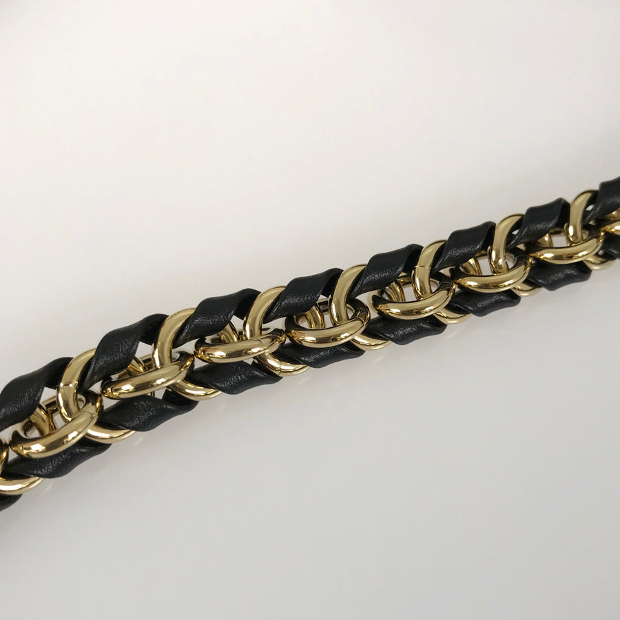 LOUIS VUITTON Monogram Giant Reverse On the Go EW Chain M14236 Hand bag