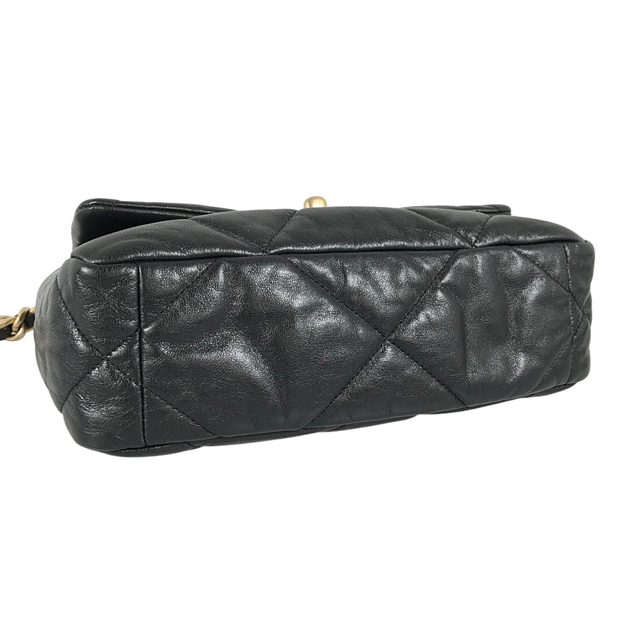 CHANEL Shoulder bag
