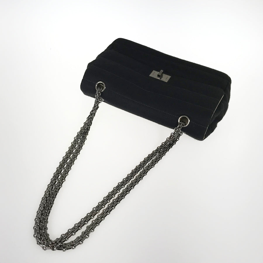 CHANEL 2.55 Shoulder bag