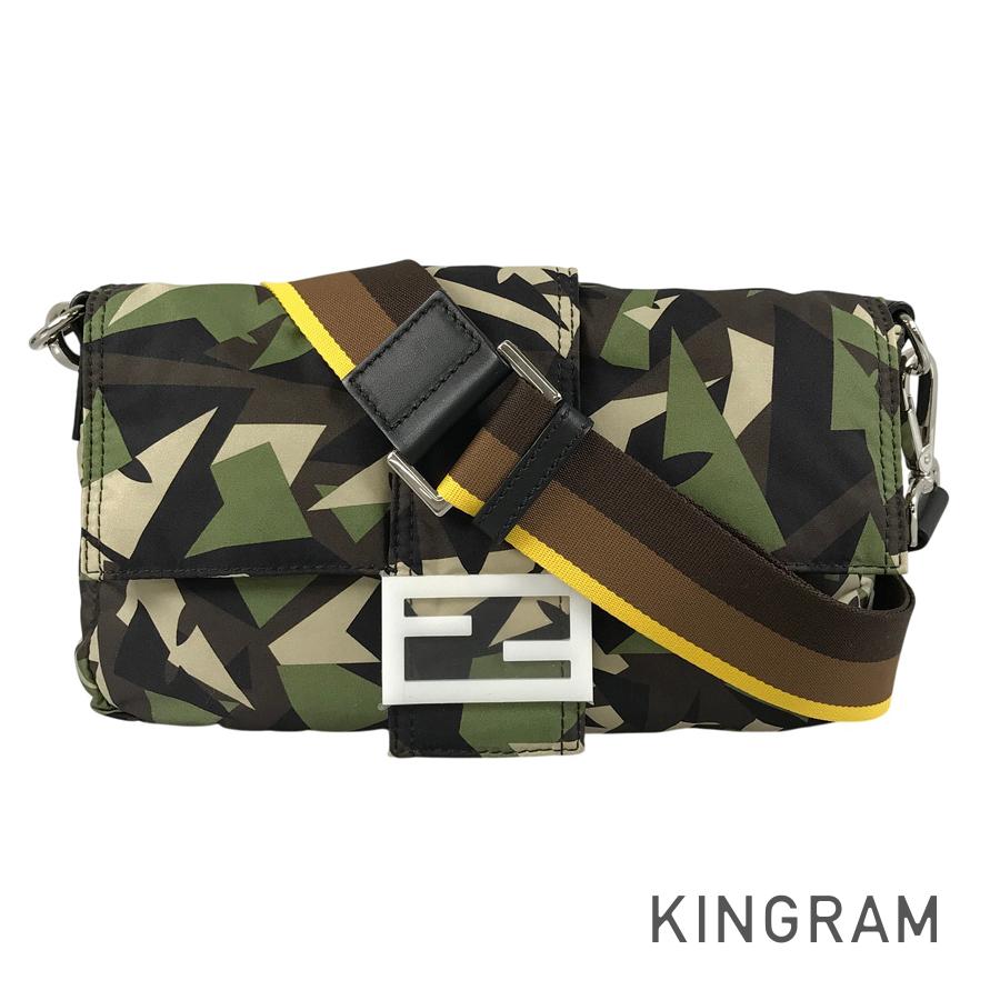 FENDI Baguette 7VA472 Shoulder bag