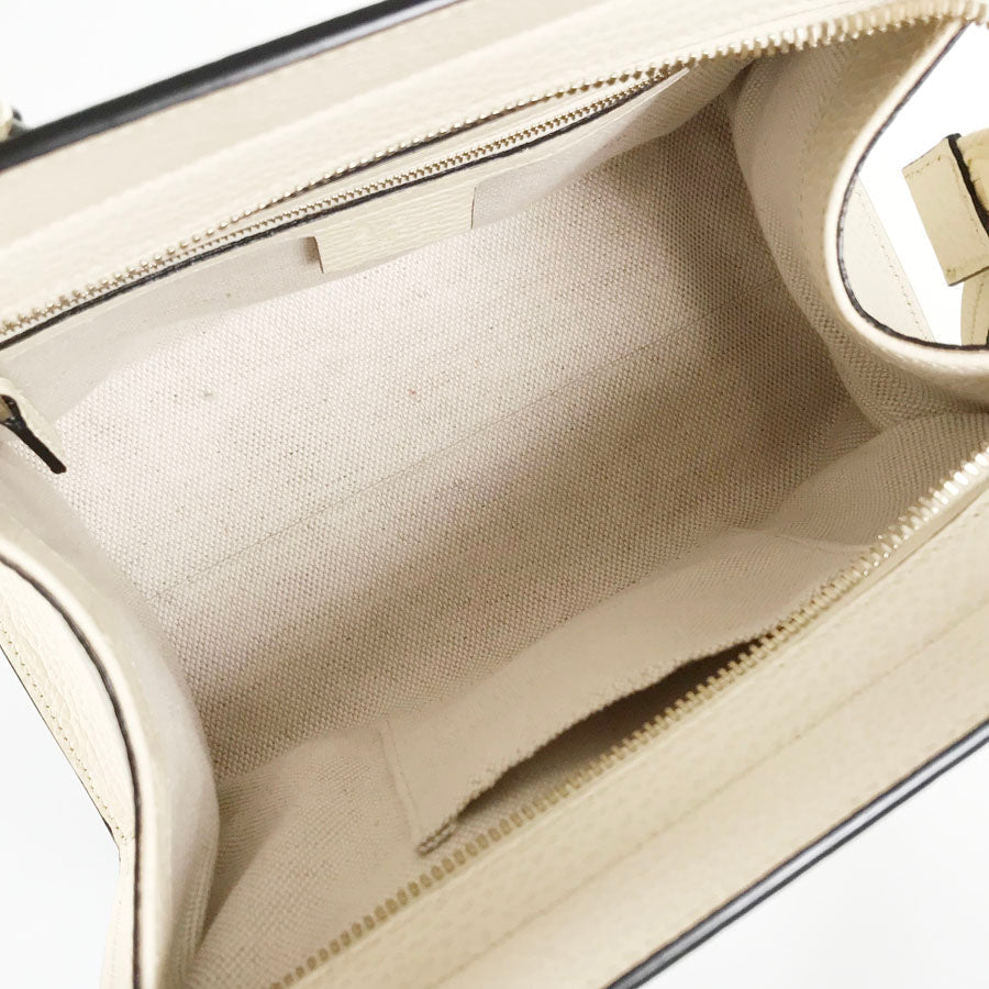 GUCCI Interlocking G 607722-213317 Hand bag