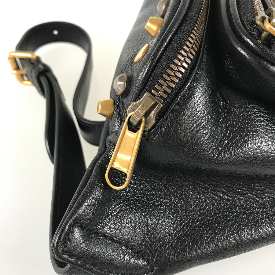 GUCCI GG studs 552878 Sling bag