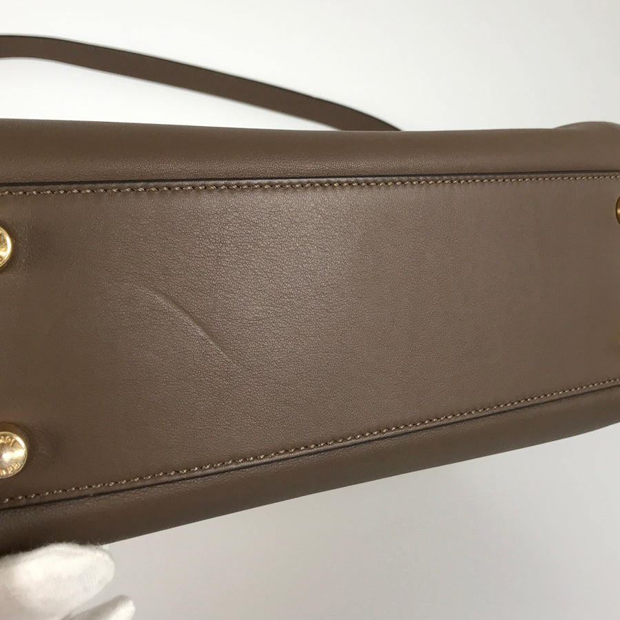 FENDI Peekaboo Essentials 8BN302 Hand bag