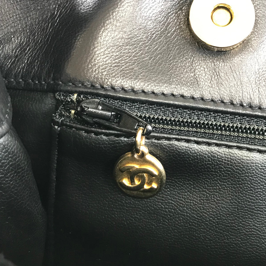 CHANEL Tote bag