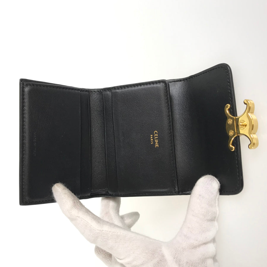 CELINE Small Wallet Triomphe Shiny Calf Tri-fold wallet
