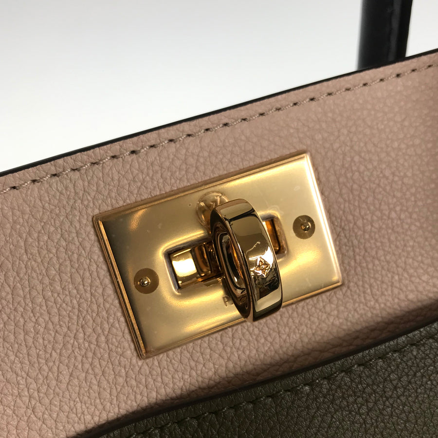 LOUIS VUITTON Monogram On My Side MM M55302 Hand bag