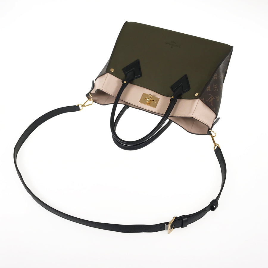 LOUIS VUITTON Monogram On My Side MM M55302 Hand bag