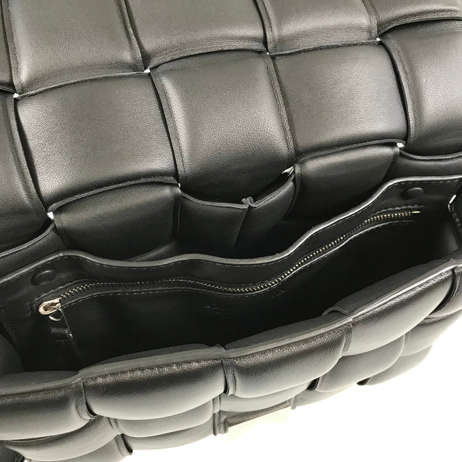 BOTTEGA VENETA Maxi Intrecciato Padded cassette Shoulder bag