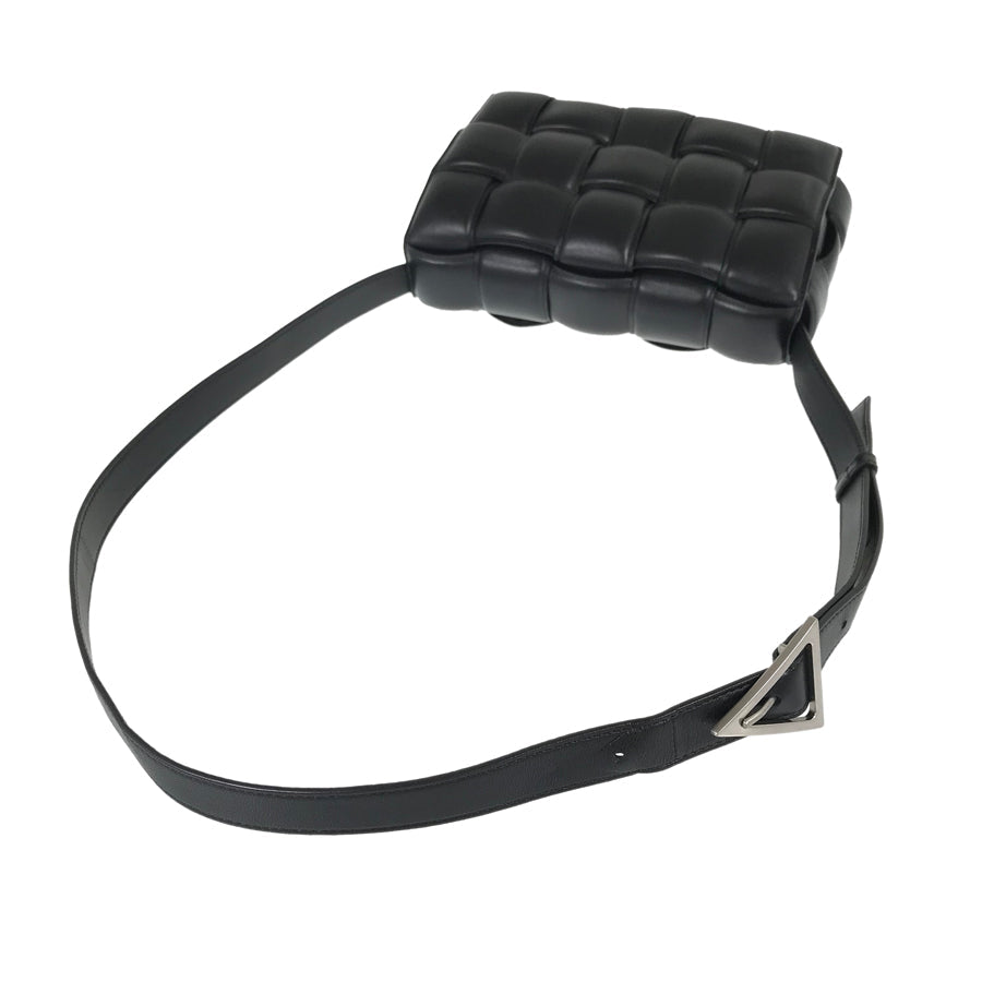 BOTTEGA VENETA Maxi Intrecciato Padded cassette Shoulder bag