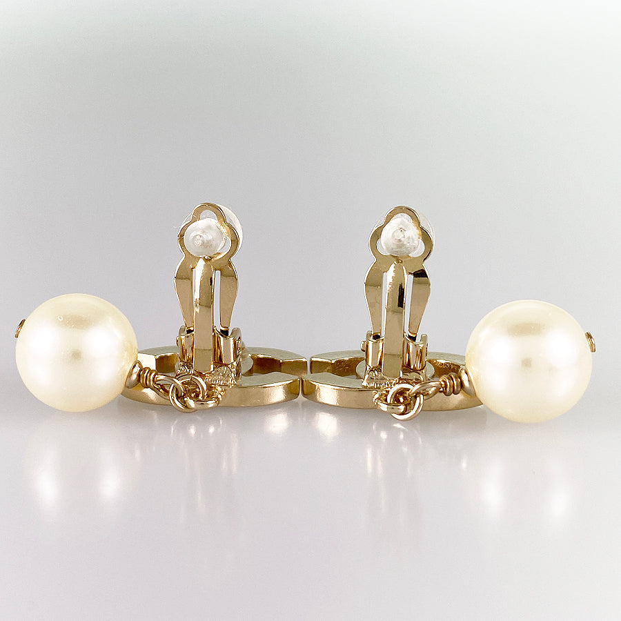CHANEL Earring