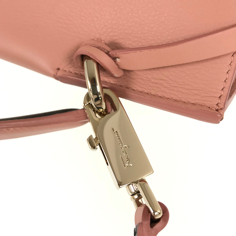 Salvatore Ferragamo Gancini Jet set DH-21.G849 Hand bag