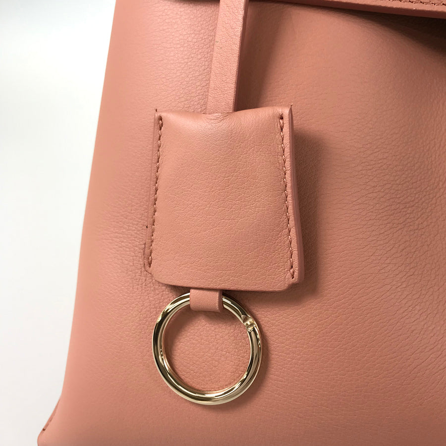 Salvatore Ferragamo Gancini Jet set DH-21.G849 Hand bag