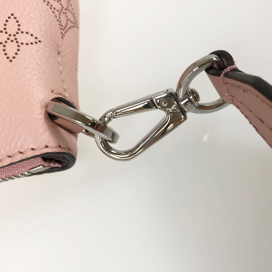 LOUIS VUITTON Mahina Omea M55030 Hand bag