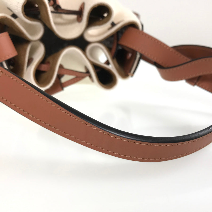 LOEWE Balloon Bag medium Shoulder bag