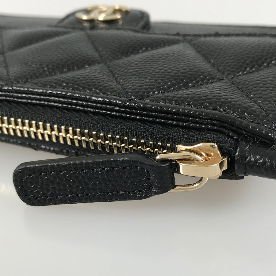 CHANEL Matelasse Fragment case