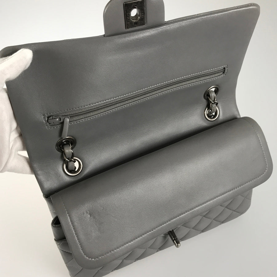 CHANEL Matelasse Shoulder bag