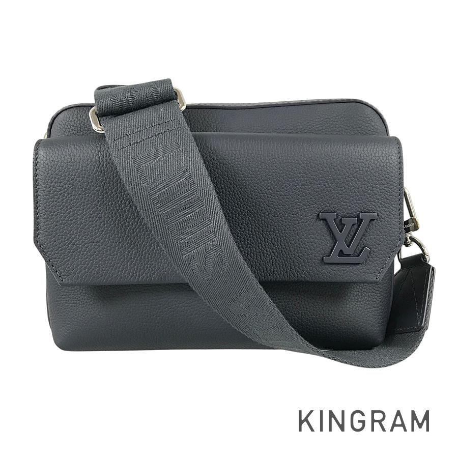 LOUIS VUITTON Aerogram Fastline Messenger M22611 Shoulder bag