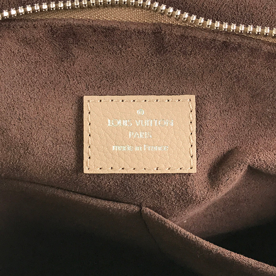 LOUIS VUITTON Monogram Mahina Omea M55031 Tote bag