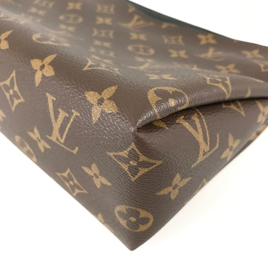 LOUIS VUITTON Monogram Pallas Beauty Case M64124 Clutch bag