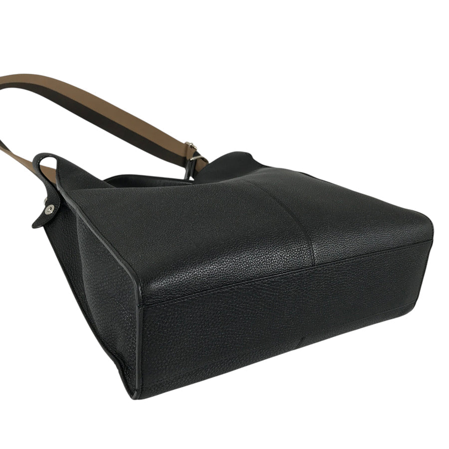 FENDI Peekaboo X-Rite Fit 7VA447 Hand bag