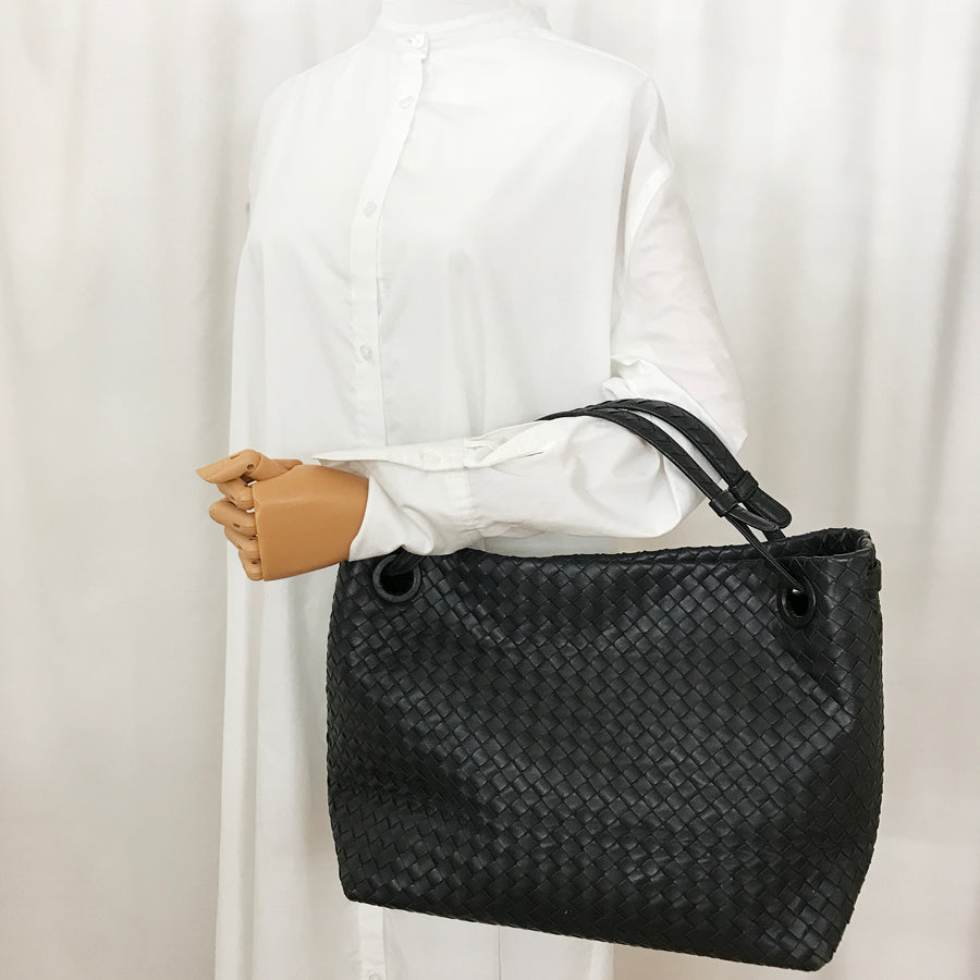 BOTTEGA VENETA Garuda Large Tote bag