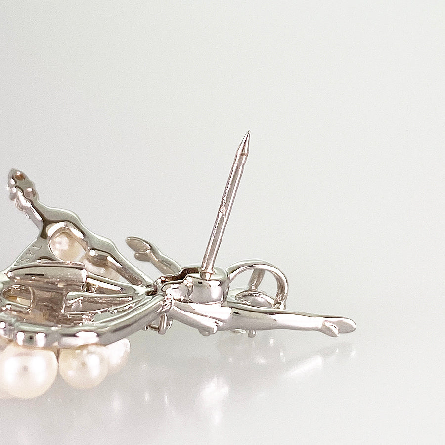 TASAKI Brooch