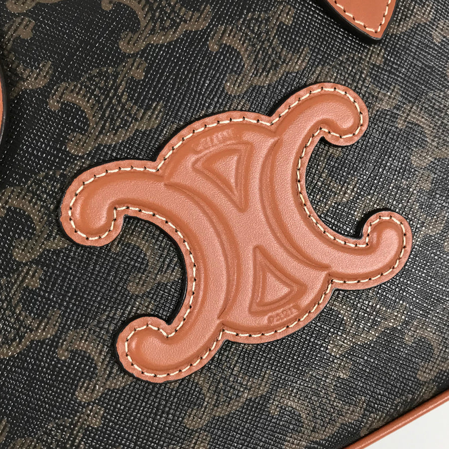 CELINE Triomphe Hand bag