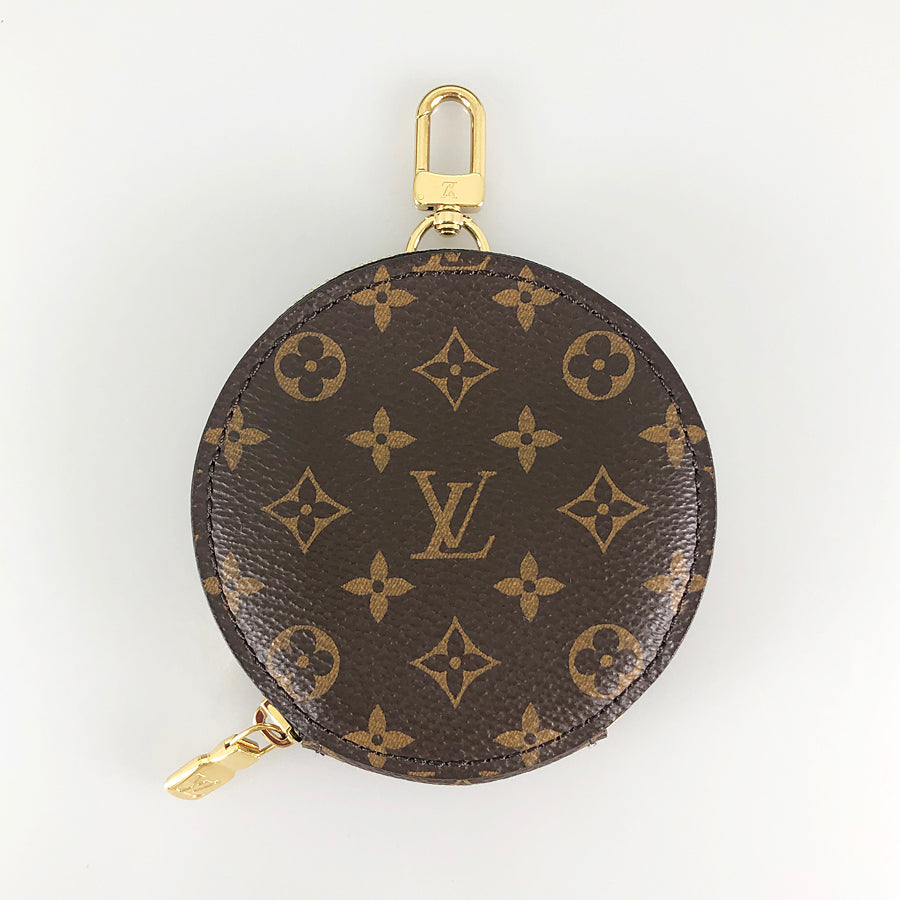 LOUIS VUITTON LV Pillow Maxi Multi Pochette Accessoires M58977 Shoulder bag