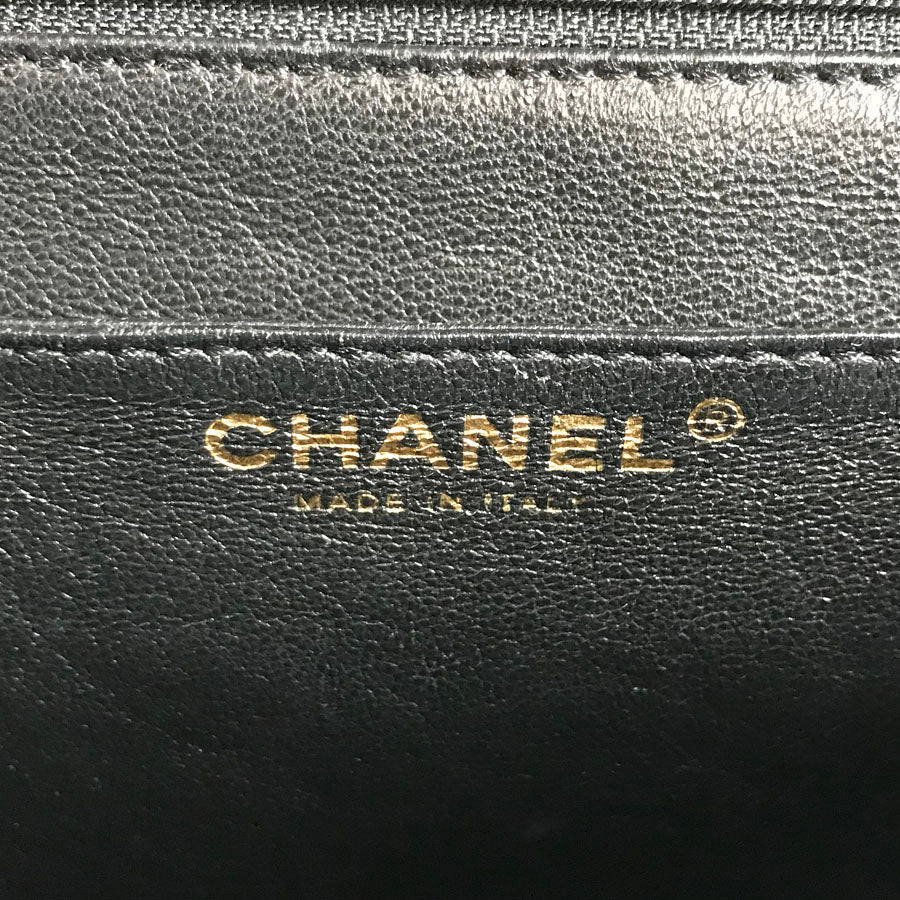 CHANEL Matelasse Hand bag