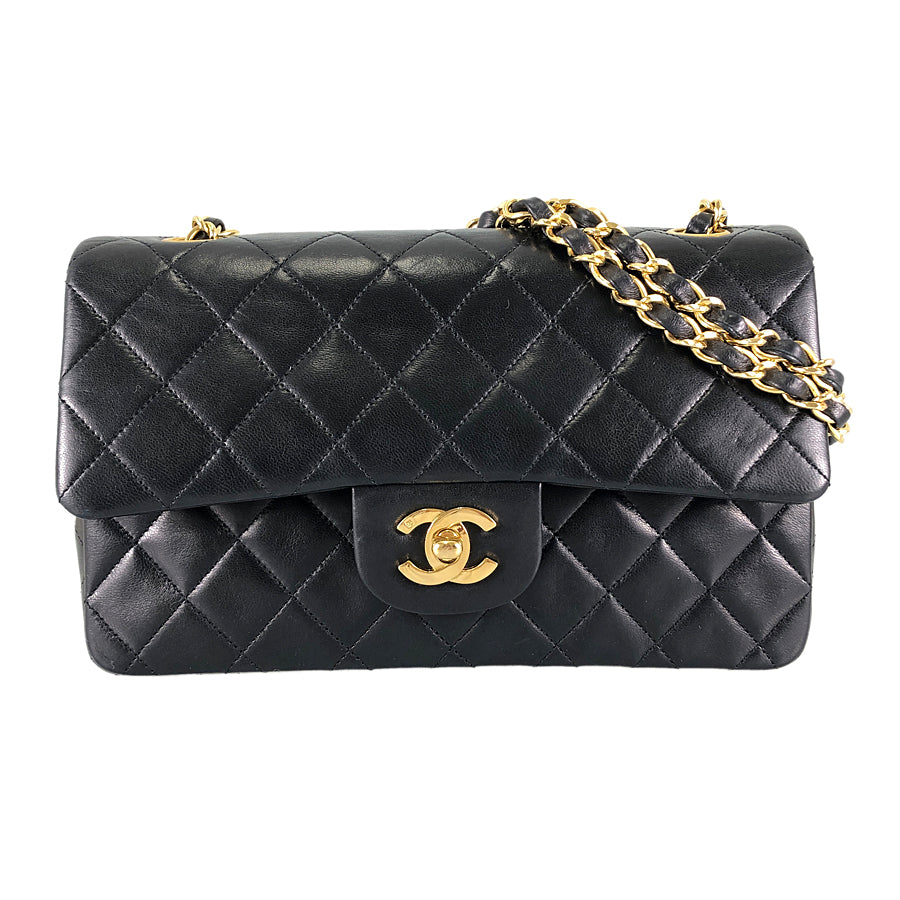 CHANEL Matelasse Shoulder bag