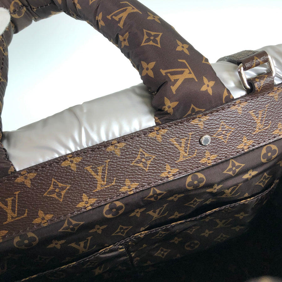 LOUIS VUITTON LV Pillow On The Go GM M21053 Tote bag