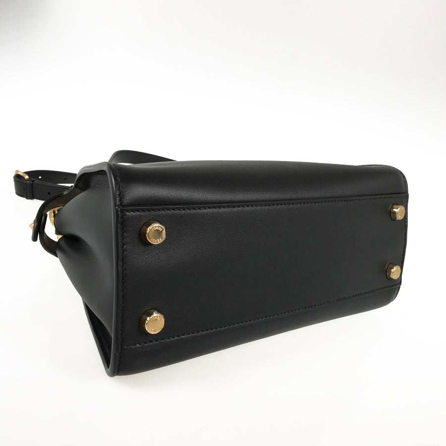 FENDI Peekaboo Iconic Essential 8BN302.SMQ Hand bag