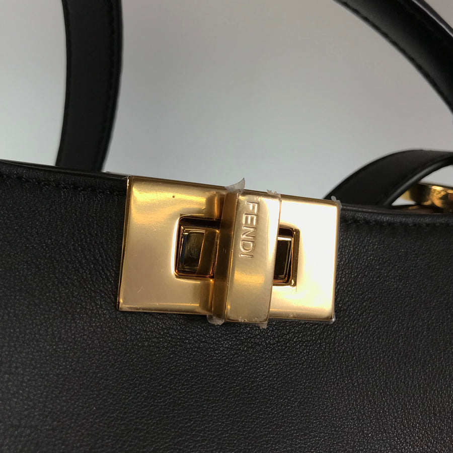FENDI Peekaboo Iconic Essential 8BN302.SMQ Hand bag