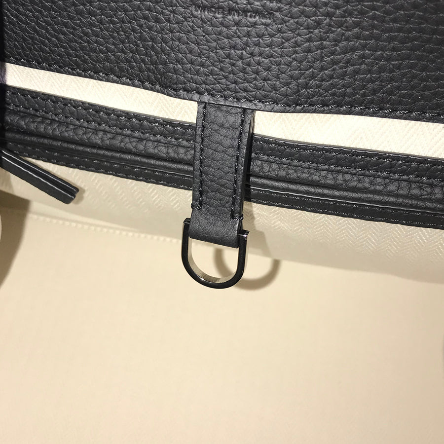 THE ROW Soft Margaux 15 Hand bag