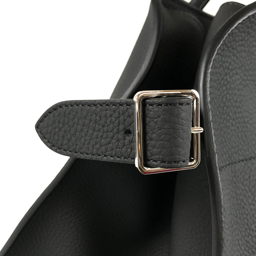 THE ROW Soft Margaux 15 Hand bag