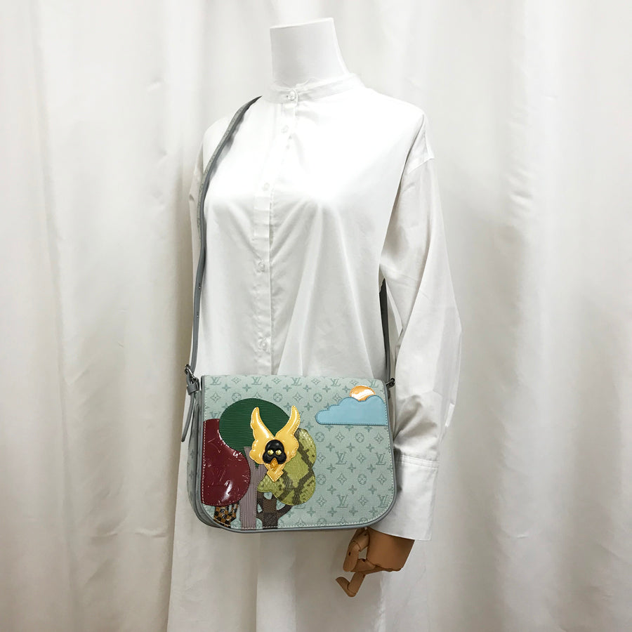 LOUIS VUITTON Monogram Mini Comte Douffet Musette M92279 Shoulder bag