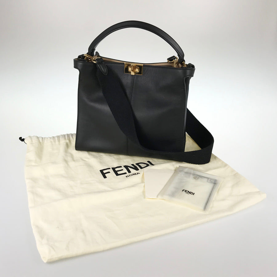 FENDI Peekaboo Essentials Hand bag