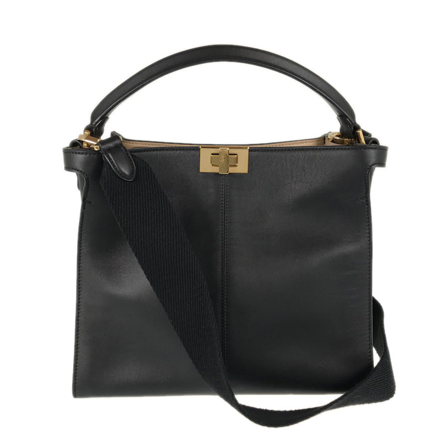 FENDI Peekaboo Essentials Hand bag