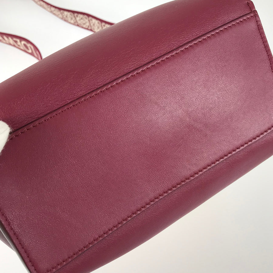 LOEWE Cubi small crossbody Shoulder bag