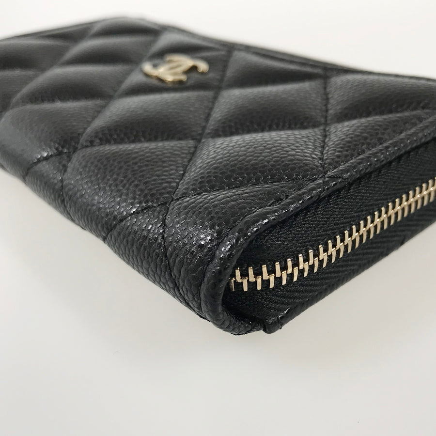CHANEL Timeless Classic Fragment case