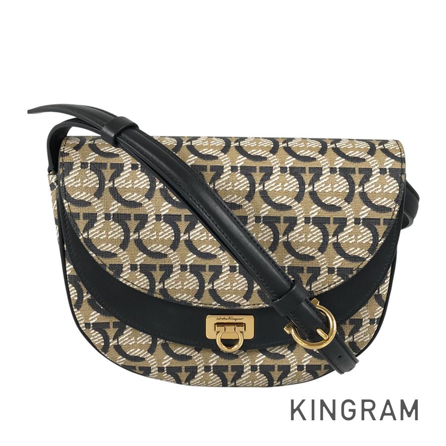 Salvatore Ferragamo Gancini Shoulder bag