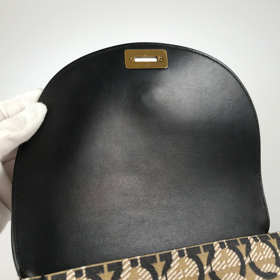 Salvatore Ferragamo Gancini Shoulder bag