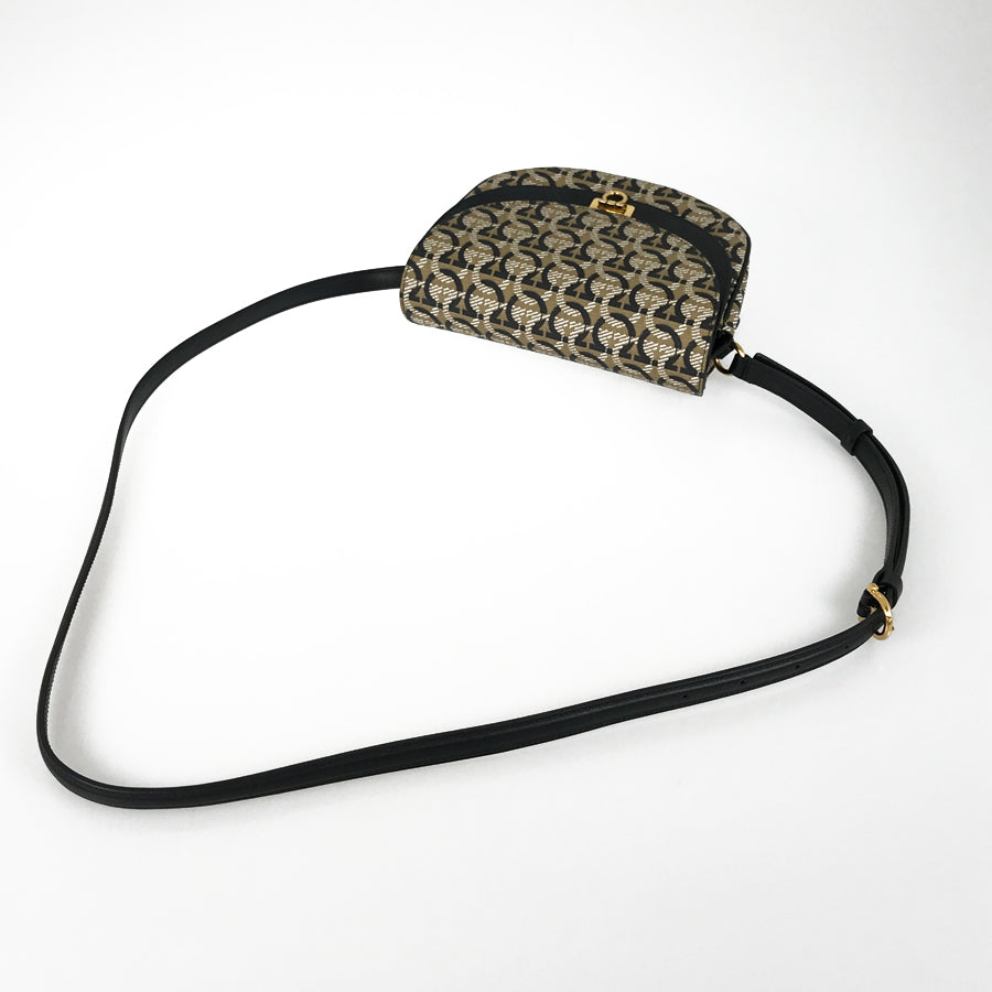 Salvatore Ferragamo Gancini Shoulder bag