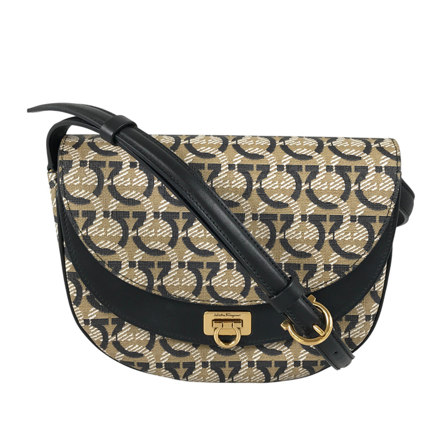 Salvatore Ferragamo Gancini Shoulder bag