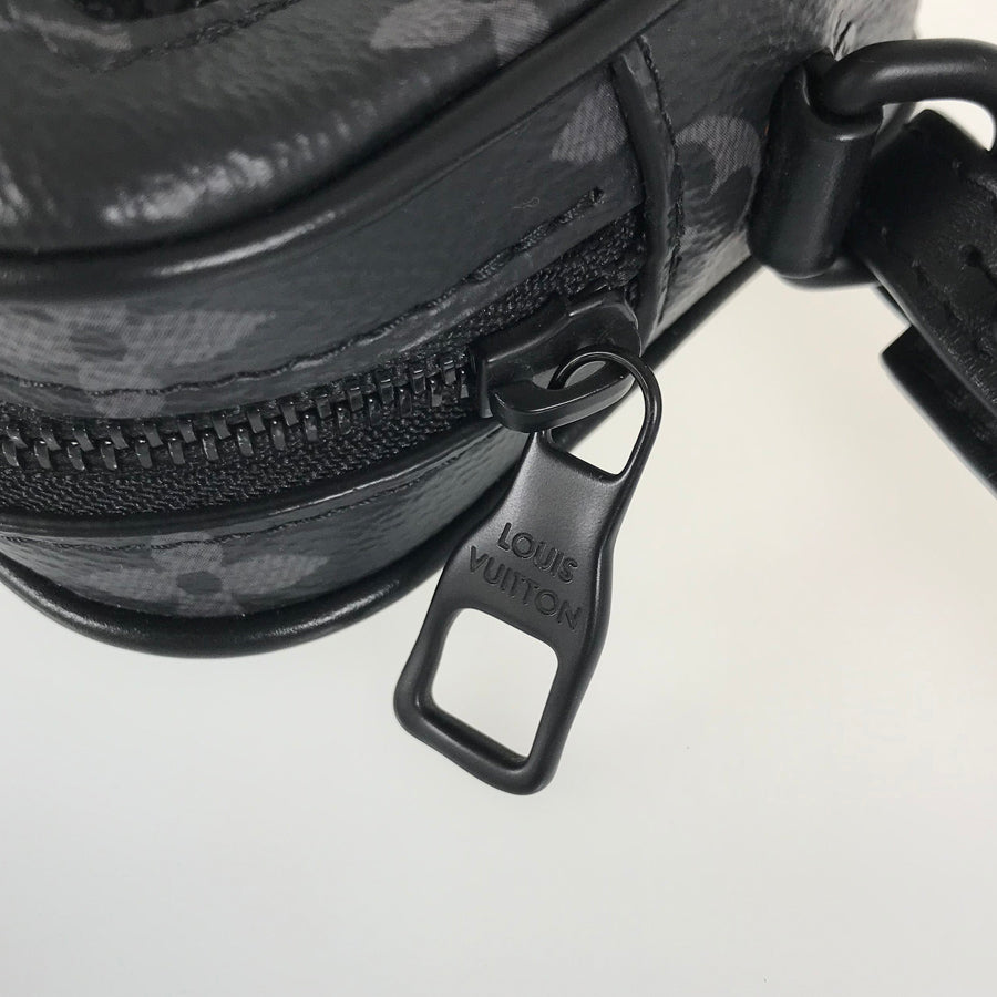 LOUIS VUITTON Monogram Eclipse Pochette Volga M68321 Second bag