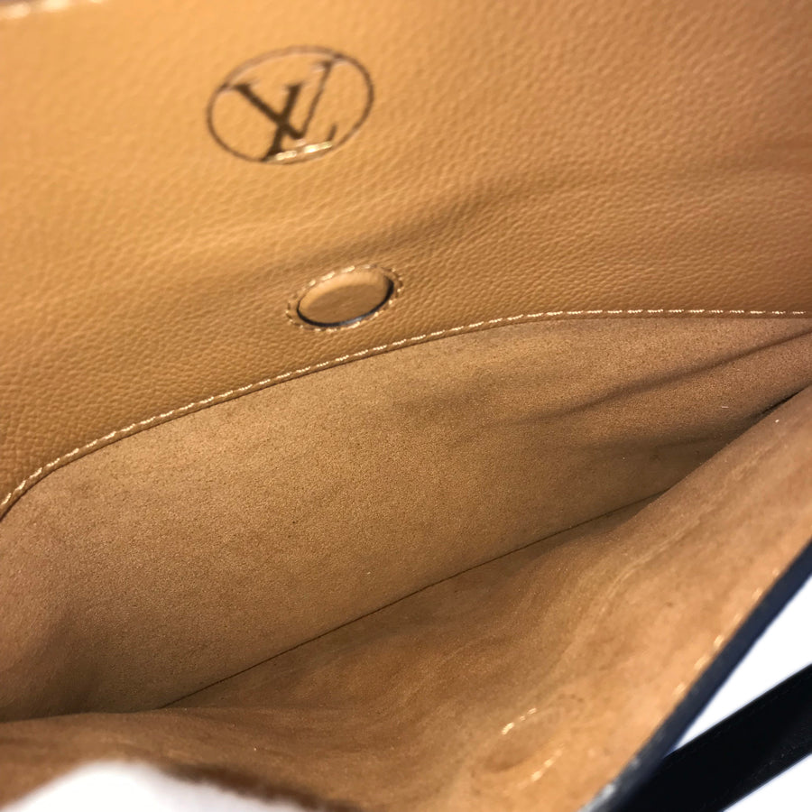 LOUIS VUITTON Monogram On My Side MM M53823 Tote bag