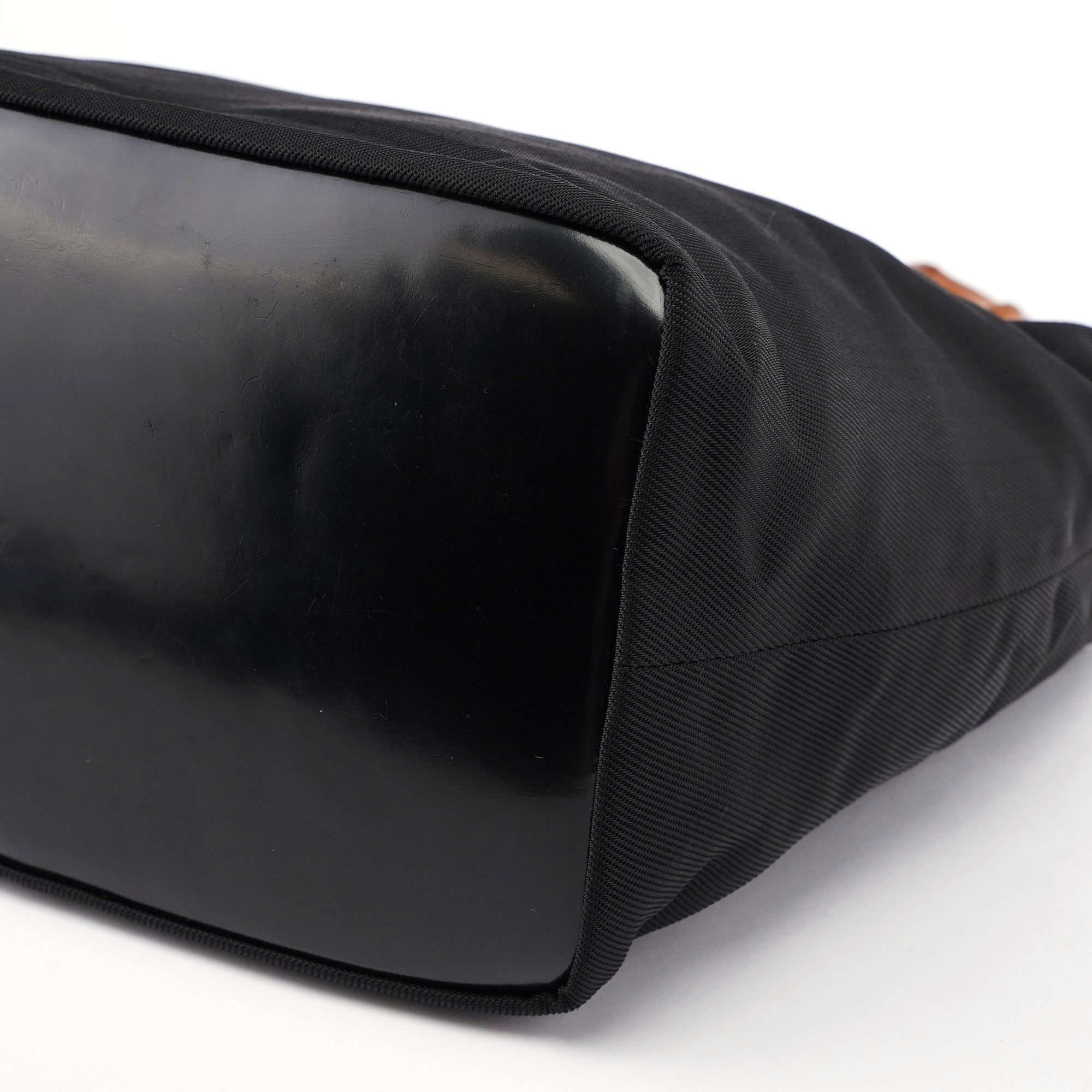 000 0531 Black Canvas Bamboo Shoulder Bag