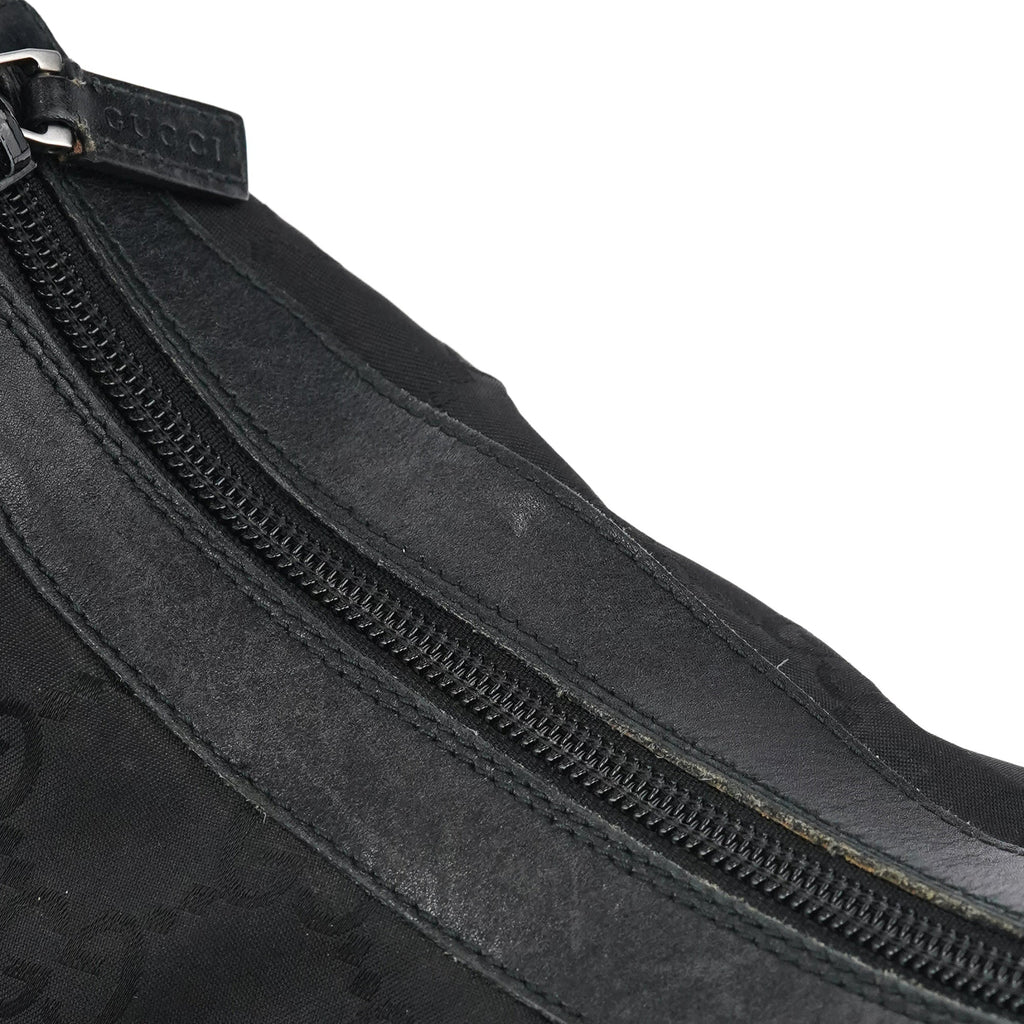 000 0531 Black GG Bamboo Shoulder Bag