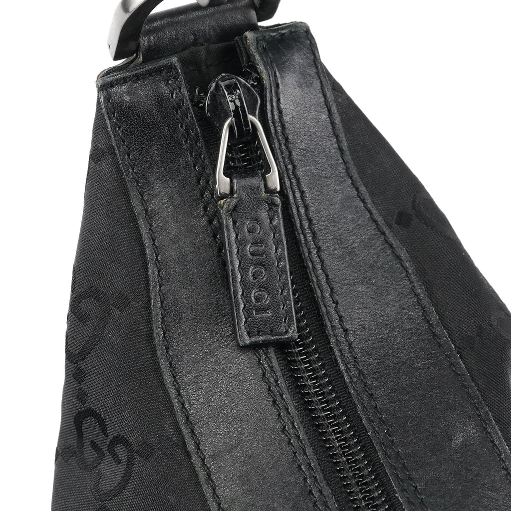 000 0531 Black GG Bamboo Shoulder Bag