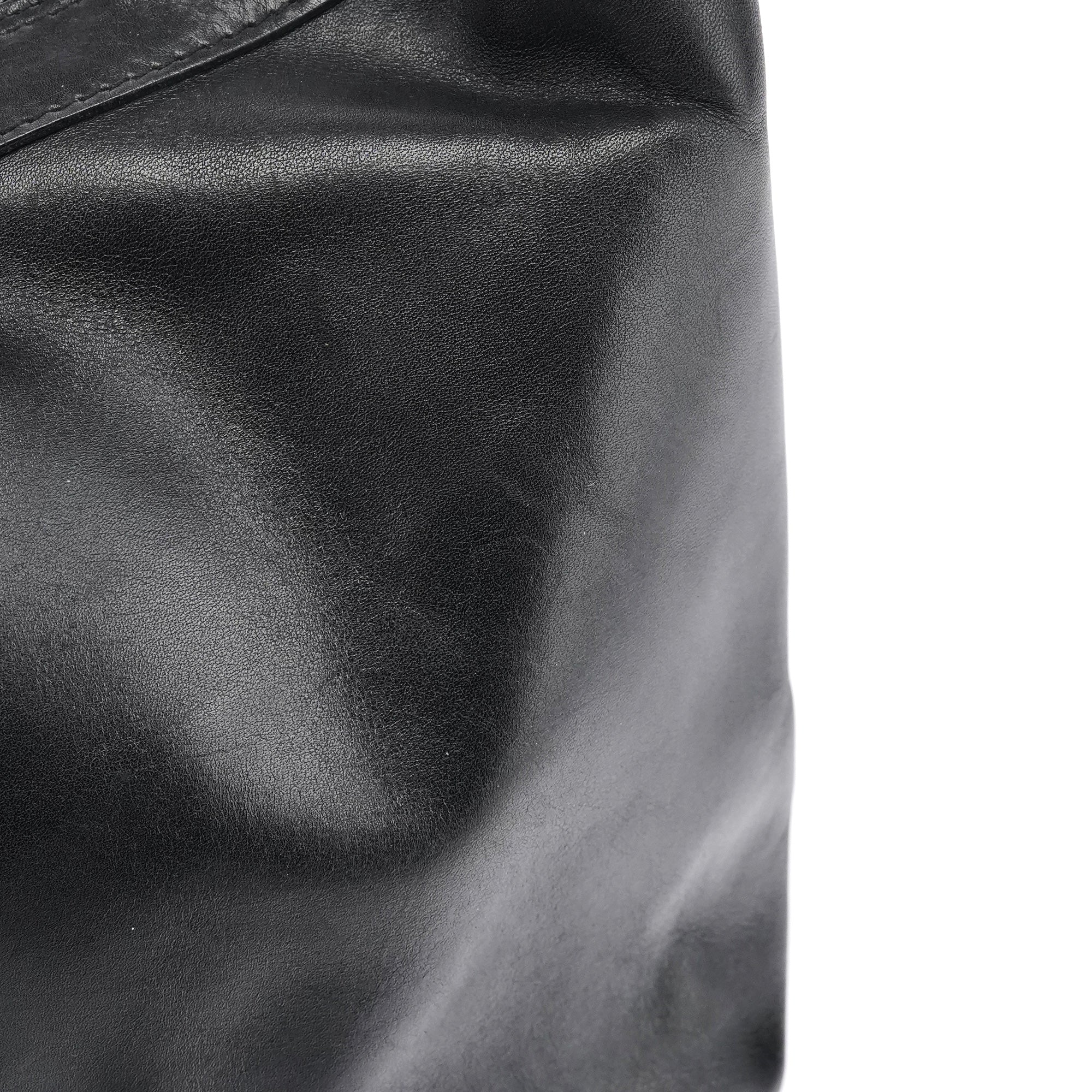 000 0531 Black Leather Bamboo Shoulder Bag